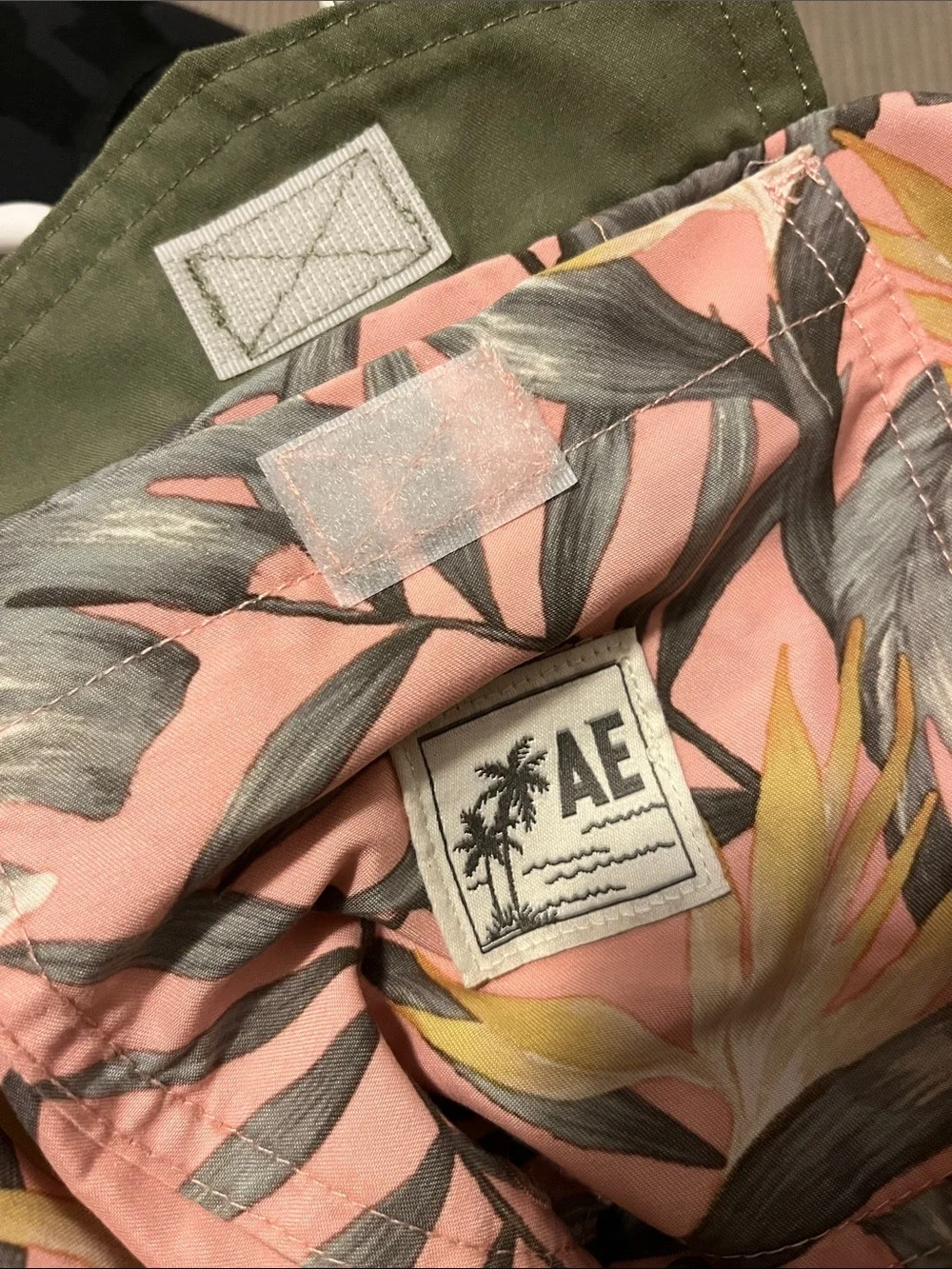 AMERICAN EAGLE Men’s Tropical Print Elastic Waist Swim Suit